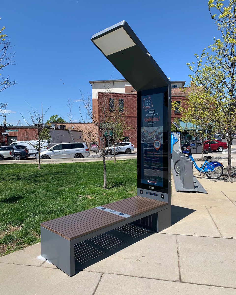 somconnect's tweet photo. Solar Smart Bench with 2 USB + 2 Wireless Mobile Phone charger, LED light, WiFi, Bluetooth, and 2 advertising Panels.
#UAE #KSA #Egypt #Expo2020Dubai  
@NEOM @TheRedSeaSA @DM @SharjahSustain2 https://t.co/177xUbe3zS
