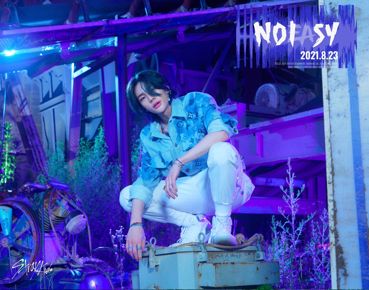 Stray Kids(스트레이 키즈) <NOEASY> TEASER IMAGES #창빈 #Changbin #현진 #Hyunjin 2021.08.23 6PM (KST) #StrayKids #스트레이키즈 #NOEASY #소리꾼 #Thunderous #StrayKidsComeback #YouMakeStrayKidsStay