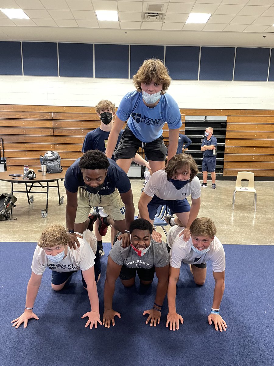 #BeTheExample <a href="/JesuitAthletics/">Jesuit Athletics</a> @MackeySpeaks