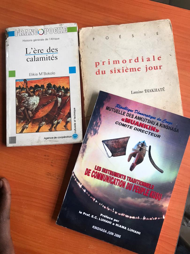 Des richesses à découvrir et à lire dans la bibliothèque des éditions Mièzi(103 Sport, réf croisement Saïo-Spot, Kasa-vubu).<a href="/LesMiezi/">Les éditions Miezi</a> <a href="/ecrivactu/">EcrivActu.cd</a> <a href="/EcrivainsCongo/">Ecrivains du Congo</a> <a href="/GomboChristian/">Gombo Tomokwabini Christian</a> <a href="/EditionsNzoi/">Éditions Nzoi</a> @EdimoMose1 <a href="/biatitudes/">biatitudes</a> <a href="/IsamalekiR/">Isamaleki Rodrigue</a> <a href="/Crebix_Mozalisi/">Sa Majesté CREBIX Mozalisi</a>