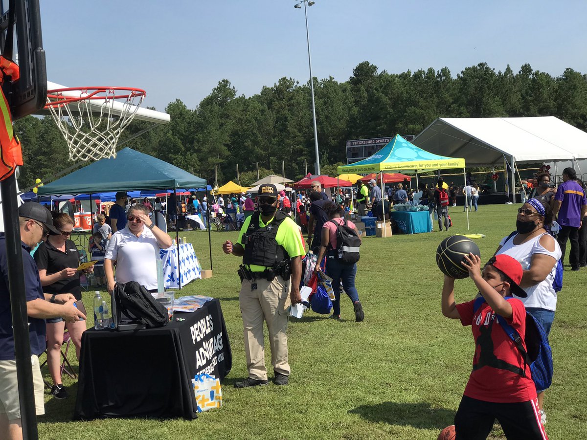 pcps_va's tweet photo. C’mon out to The 2021 Back To School kickoff at the Petersburg Sportsplex! https://t.co/tZNgQHa6Gc