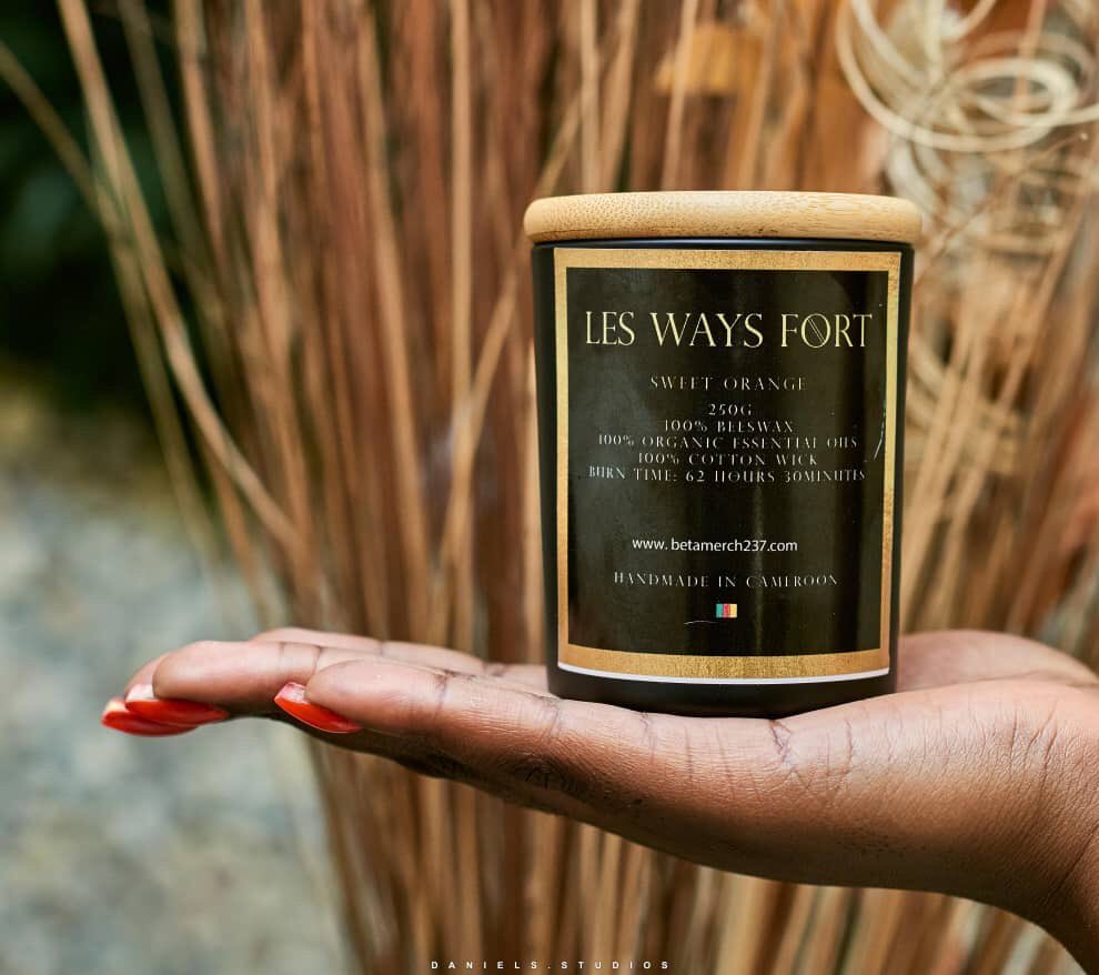 betamerch237's tweet image. Les way fort scented candles unveiled😍 light up the candle and set your mood! We’re just a DM away! 

Cost: 15,000frs
Available in 5 scents

Shop at betamerch237.com
WhatsApp us: 659322793 

#BetaMerch #betatinz