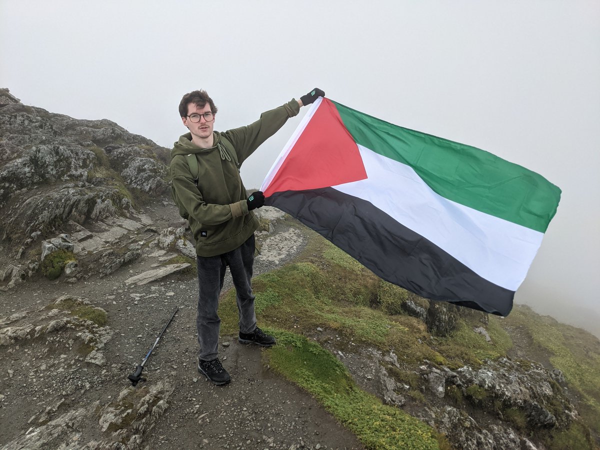 Ruaraidh__'s tweet photo. Nice wee trip up Beinn Ghlas and Ben Lawers for #climbforpalestine today.

I'm off for a pint but if you want to donate a pint-sized donation, youths under apartheid in Palestine would love it! Go to @ClimbPalestine https://t.co/SbXrJMyG6u