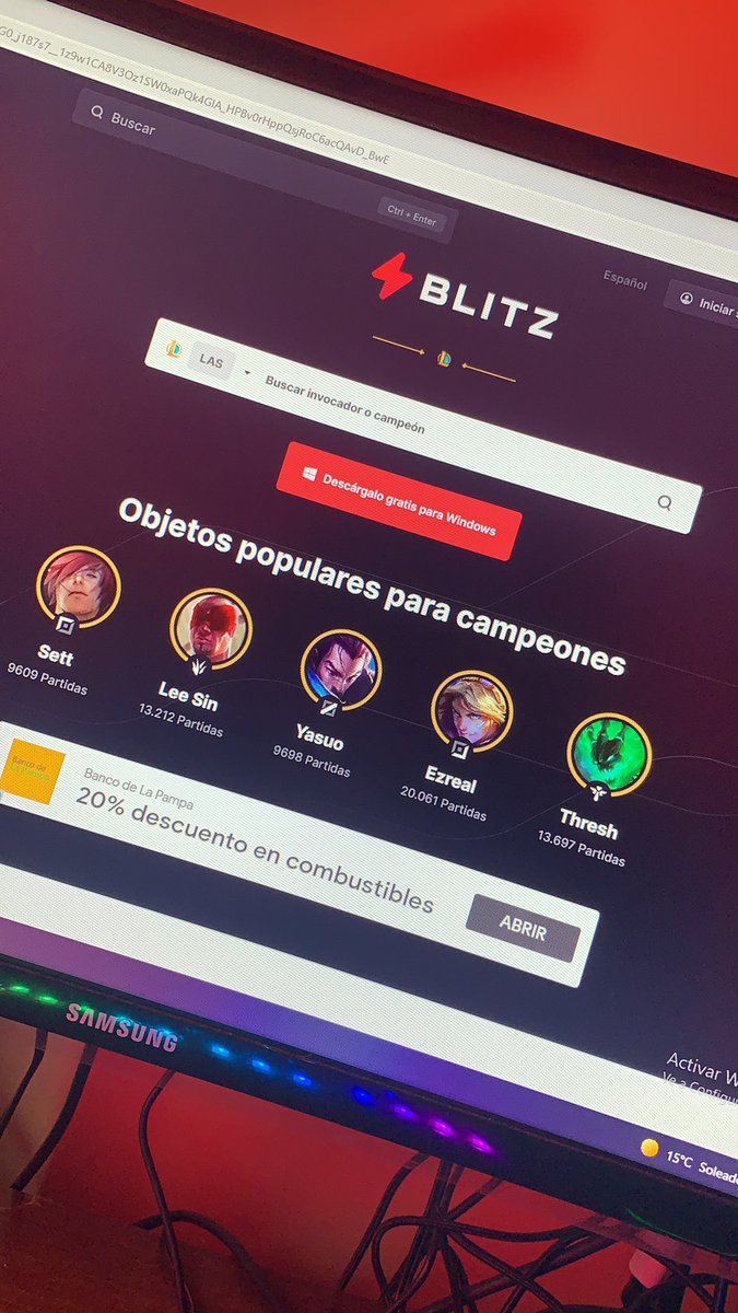 Me estoy descargando el lol, tan bajo caí?