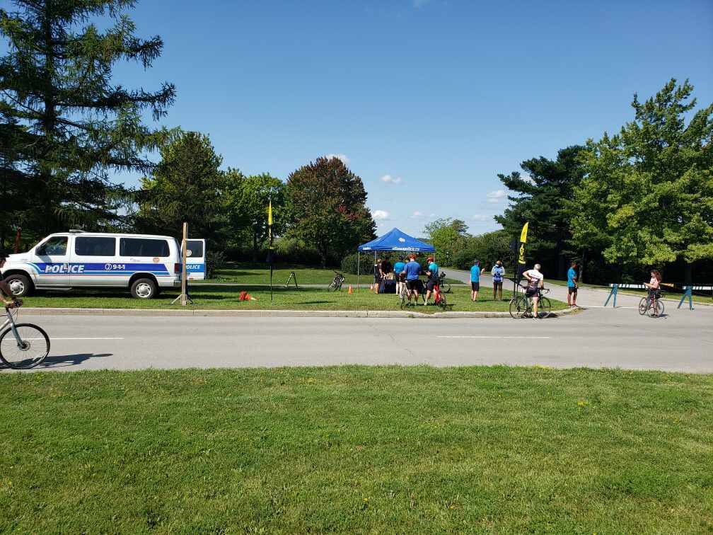 Hey #ottcity <a href="/OttawapoliceNRT/">OttawapoliceNRT</a>  and our awesome #YIPI program volunteers are at #WestboroBeach promoting <a href="/project529/">Project 529</a> #529garage.  Come and register your bike.  #EndBikeTheftOttawa
