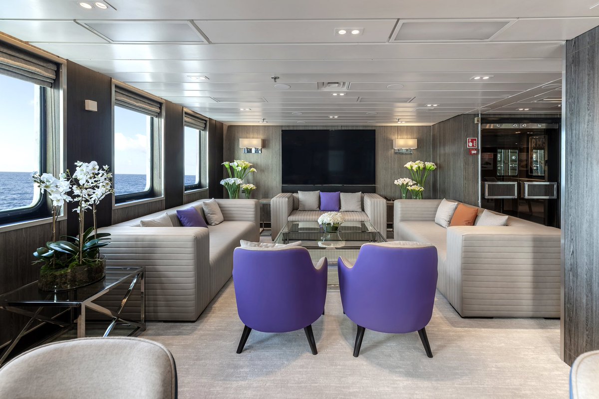 fiaextremeh's tweet image. Fancy a little peek 👀 around the St Helena? We got you 👊 

Who is keen for a full tour soon?

#ExtremeE