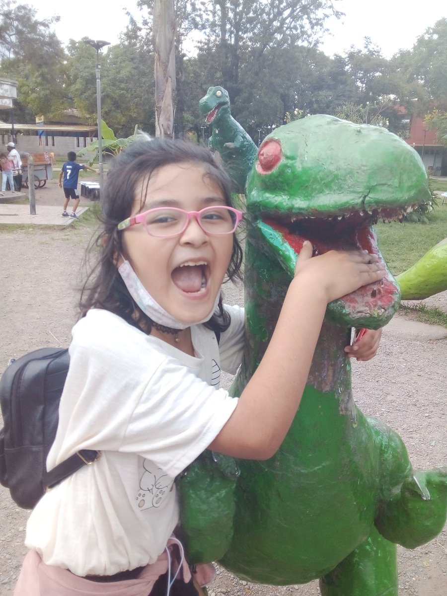 GCom745's tweet image. Samanta en el parque san martin san salvador de jujuy