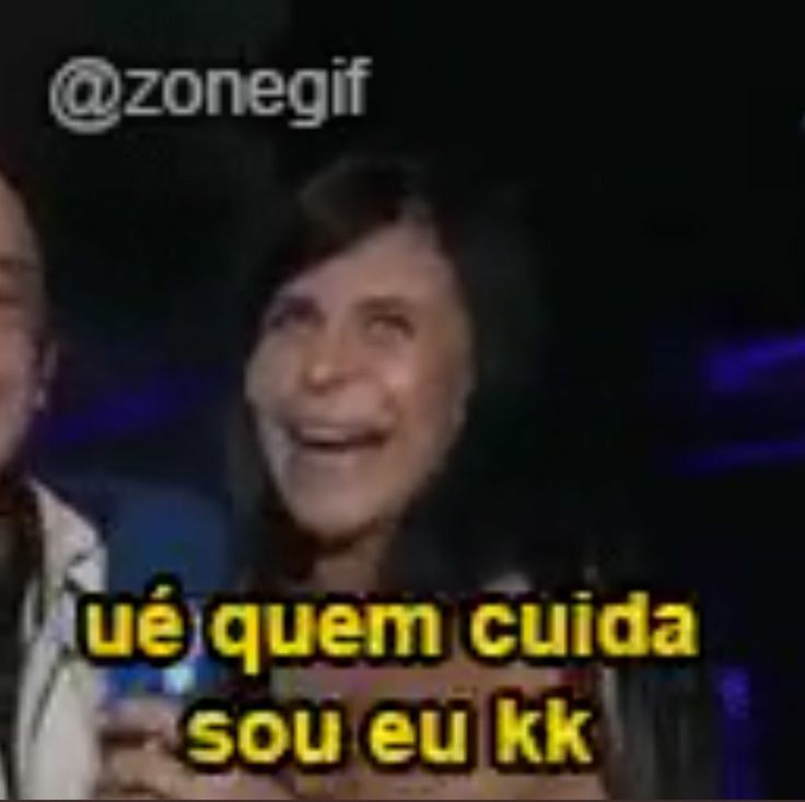 JikookaSupport's tweet photo. Minha mãe ontem perguntando porque eu tava chorando,deu um tapa na minha cabeça e falou pra mim ir lavar as vasilhas. Ela não entende meu sofrimento. #MorceguinhoCerejinha https://t.co/vaK3kBl4T7