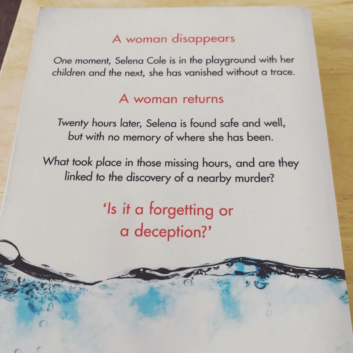 BookreviewsKels's tweet image. New book review over on my Instagram! 10/10! @ kels_bookreviews #bookstagram #bookstagrammer #bookcontent #booktwitter #bookreview #books #amreading #fiction #crimefiction #readers #reading #book