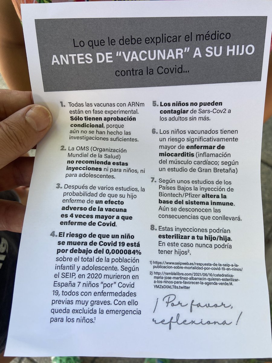 Me acabo de cruzar con una manifestación antivacunas y me han dado esto ¿Vuestra tarde bien?