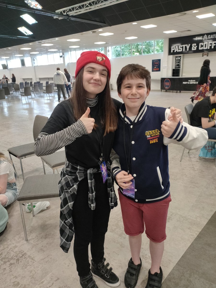 Met my favorite tiktoker <a href="/aimseytv/">aimsey 🌼</a>