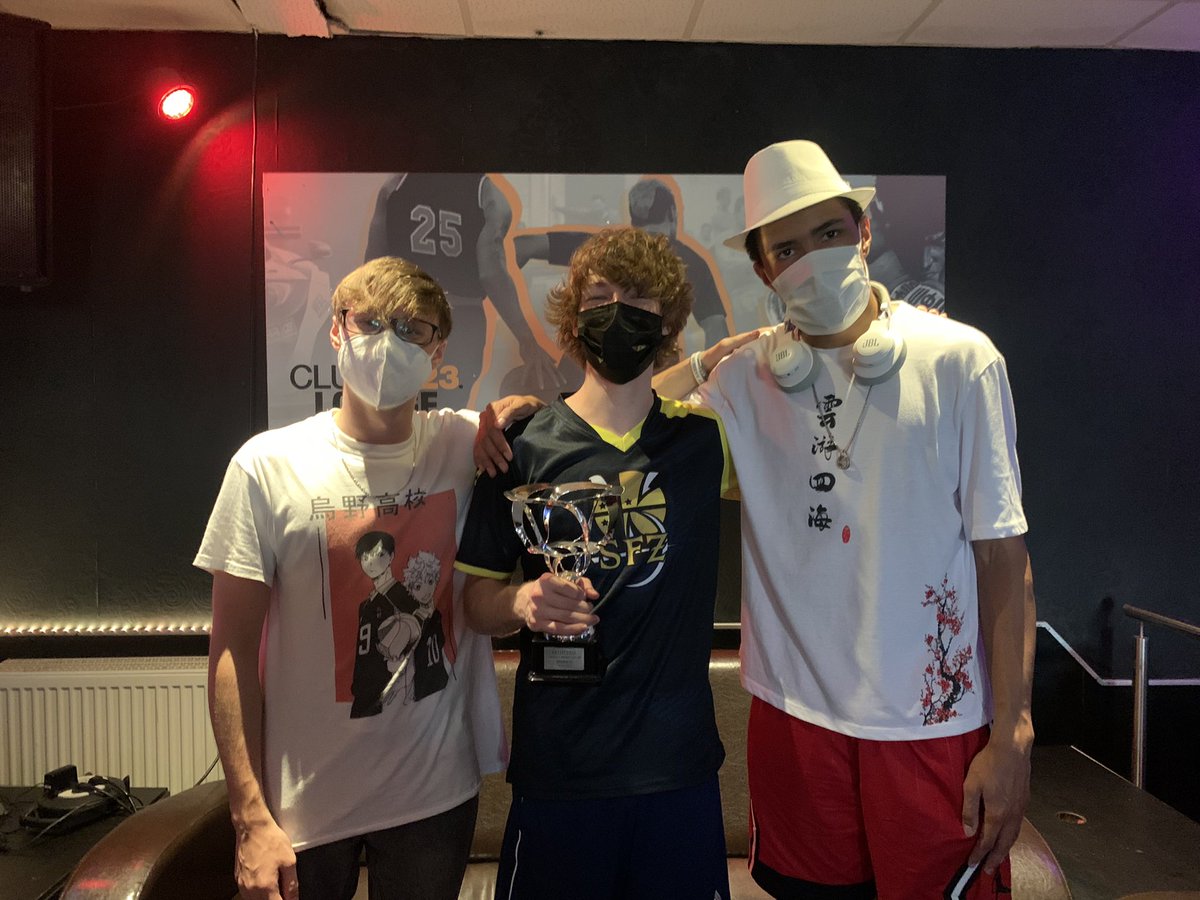 Unsere heutige Top 3 😍 beim ersten #SmashWars Return to MAYHEM

1. <a href="/n0x_smash/">✮SFZ✮ n0x</a> 
2. @Bailong__ 
3. <a href="/Zwirrklop33/">FRE | Zwirrklop💜</a> 

Wir freuen uns schon auf nächste mal Ende September ✌🏽