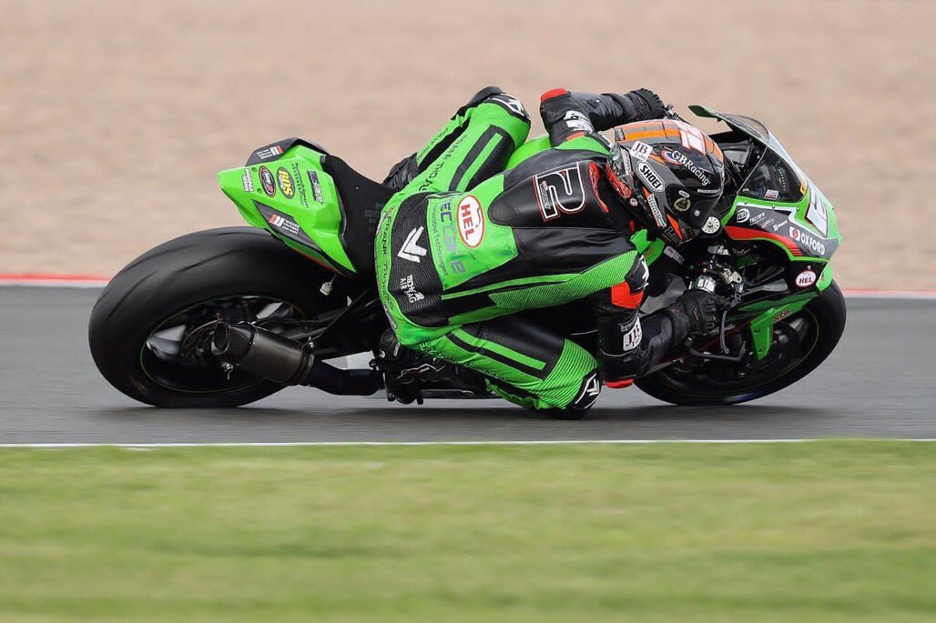 LukeMossey12's tweet photo. P1 🏆and second win of the year 🤟🏻 sketchy race but enjoyed that. Massive thankyou to all my sponsors as always, @BournemouthKawa @helperformance @UKTeamGreen @OfficialBSB @dbraceservices #SMV #TECCARE https://t.co/aah5NzPb7k