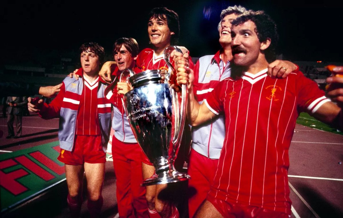 ExtremeFootbal4's tweet photo. #FootballTeasers 734.
Clue (a)
This footballer was born in a village located in a country whose formation was initiated in 1941. He joined a British club well into his career and was part of the squad that won the main cup competition. He started the final
????
#ExFE #BritishClub https://t.co/CBQlGUnMRt