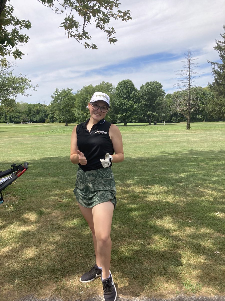 Two thumbs up for Emma Baker <a href="/__emmz__/">_Emmz_..</a>  <a href="/Gwoodathletics/">Greenwood Athletics</a>