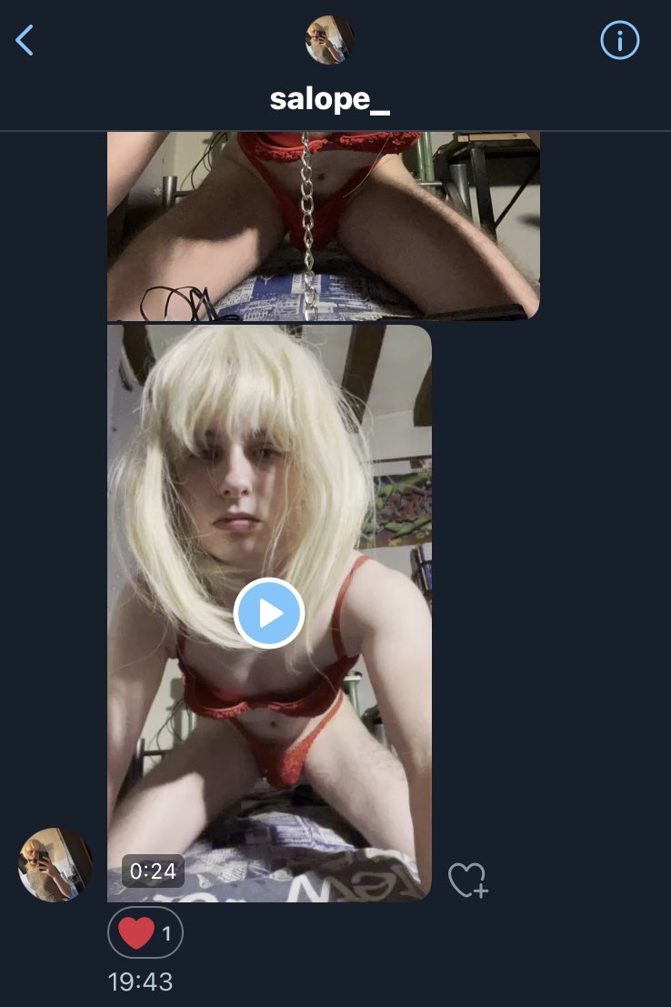InesVotre's tweet photo. REGARDEZ COMME MA SALOPE EST ABSOLUMENT MAGNIFIQUE. 😂😂😭🤮
#moneymiss #moneyslave #cashmeet #cashmaster #queen #findom #femdom #pieds #feetdomina #feet #footfetich #goddess #goddessfr #soumis #slut #sissy #rtgame #humilliation #domination #deesse #efdp #fetichiste #fetish https://t.co/p5p7Zhgvq1