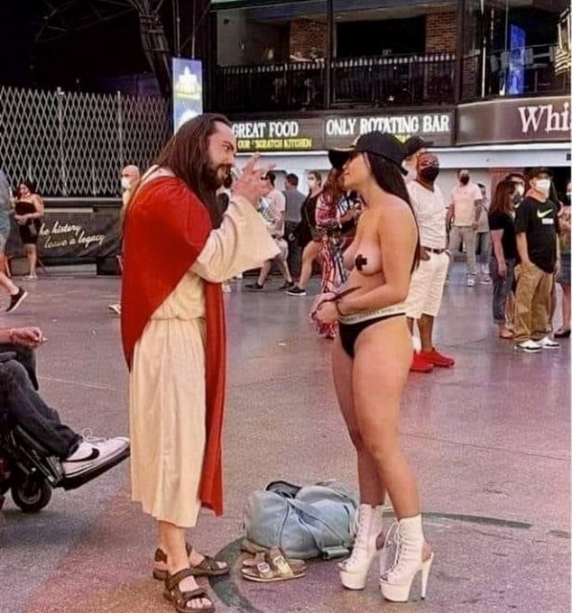 Watch ProFotoX's leaked NSFW photo on TwXstars