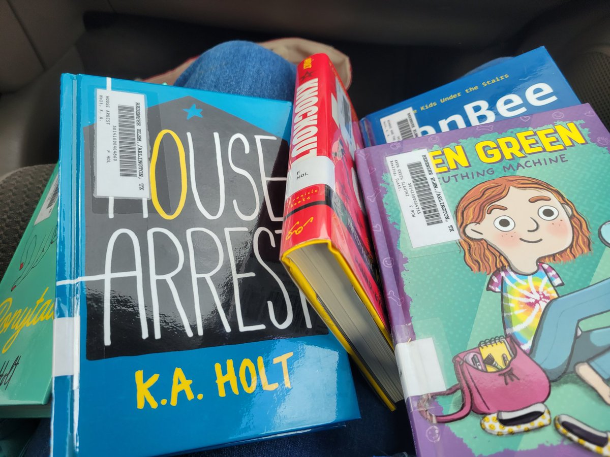 bebensee_lib's tweet image. Taking this weekend to catch up on a few new books from the library. Enjoying House Arrest, Knockout, BenBee and Redwood and Ponytail by @karianneholt ! Love novels in verse! Add in a little Aven Green @DustiBowling and my #readingweekend is complete! #bobcatsread