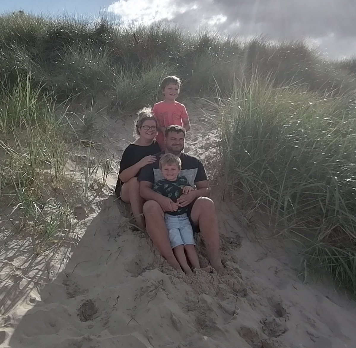 Leanne Teasdale tweet media