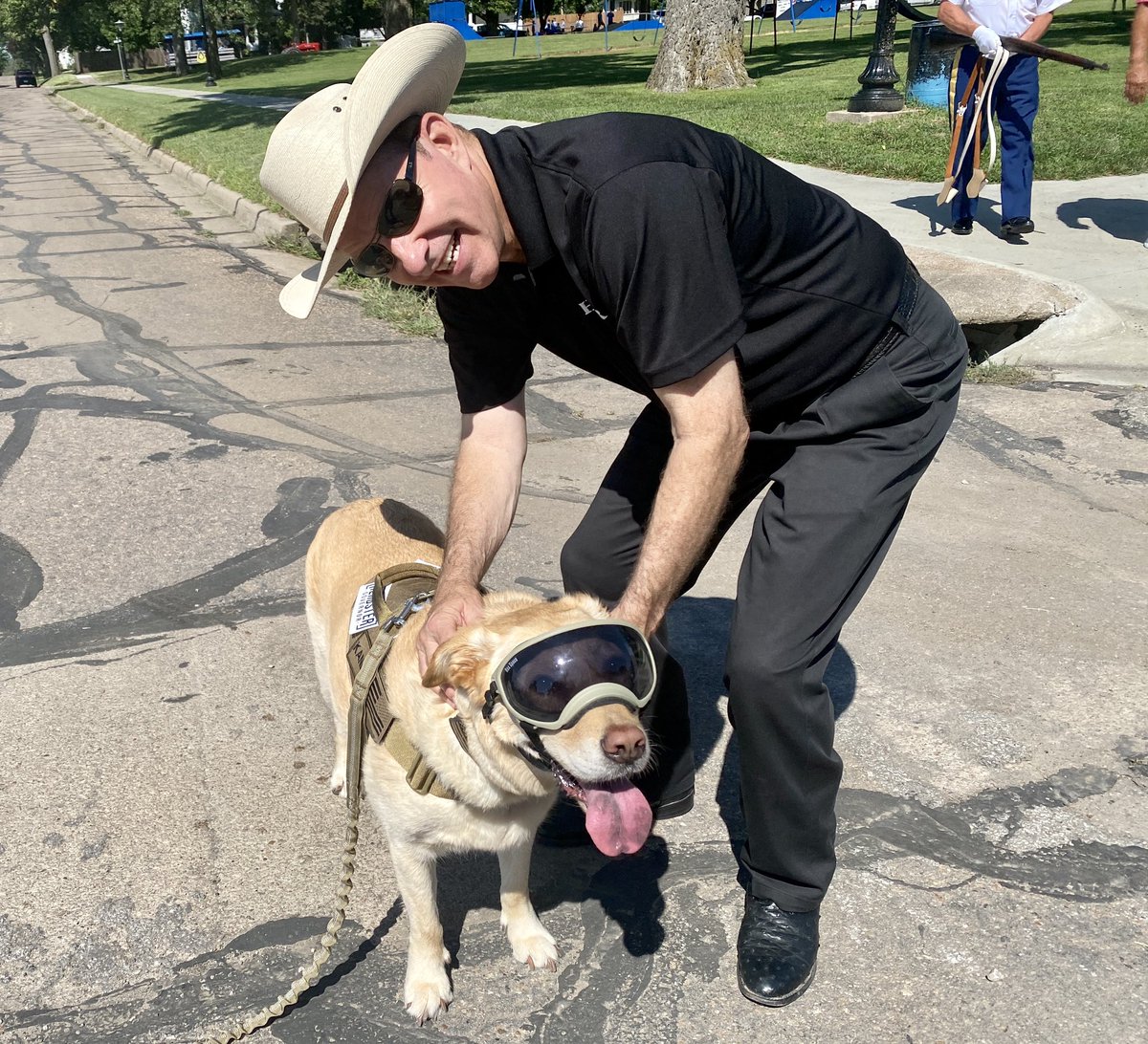 In Falls City supporting the next Governor of the Great State of Nebraska <a href="/CWHerbster/">Charles W. Herbster</a> at the Cobblestone Days Parade. mmmmm those Herbster Angus 🍔 taste guud! #GreatForTheGoodLife #PupperPower 🇺🇸