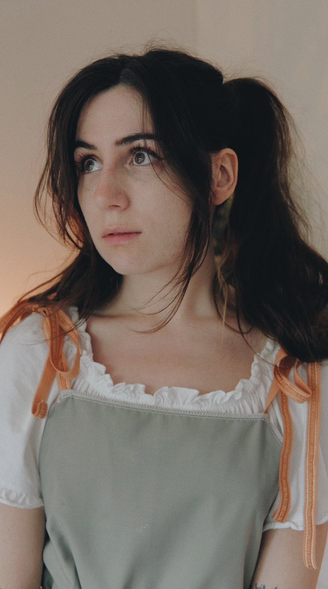 dodie (uses insta mostly) tweet media