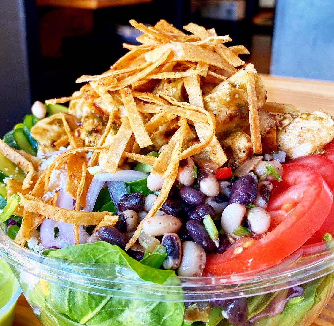 OPEN TIL 9! ORDER ONLINE! TILLYSCHEESESTEAKS.COM

✨VIDA VERDE SALAD✨ - ​Tilly's salad greens, salsa verde grilled chicken, red onion, queso fresco, crispy tortillas, tomatoes &amp; avocado with lime cilantro vinaigrette

#foodie #eat #RhodeIsland