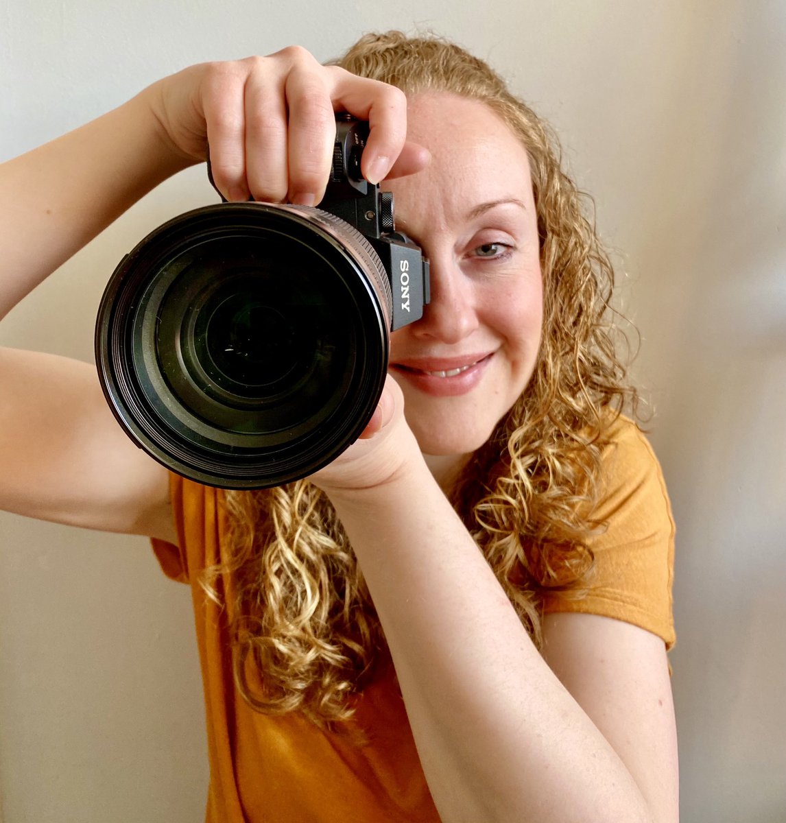 This Thursday is World Photography Day is an annual, worldwide celebration of the art, craft, science and history of photography. Join us on our Sunday Live this week at 7.30pm Where we chat tips and tricks with our guest photographer Fran! #WorldPhotographyDay