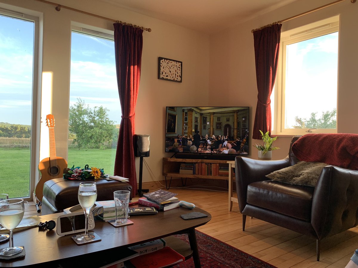 Helen Harradine tweet media