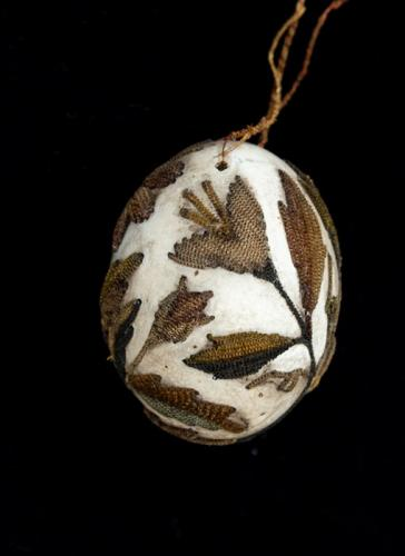 Forever and always thinking about one of the craziest pieces of surviving 17th-century embroidery - an embroidered egg. An embroidered!! Egg!! From more than 350 years ago! Full of needle holes and chenille thread! Have you ever seen anything more insane because I really HAVE NOT
