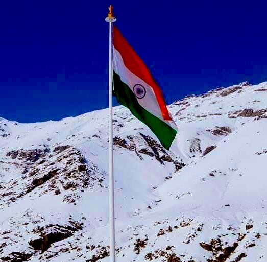 pankajp03's tweet photo. सारे जहां से अच्छा हिंदोस्तां हमारा🇮🇳🇮🇳🇮🇳🇮🇳
#IndependenceDay 🇮🇳
#15August 🇮🇳
#स्वतंत्रतादिवस 🇮🇳 https://t.co/BGSqng6Cw7