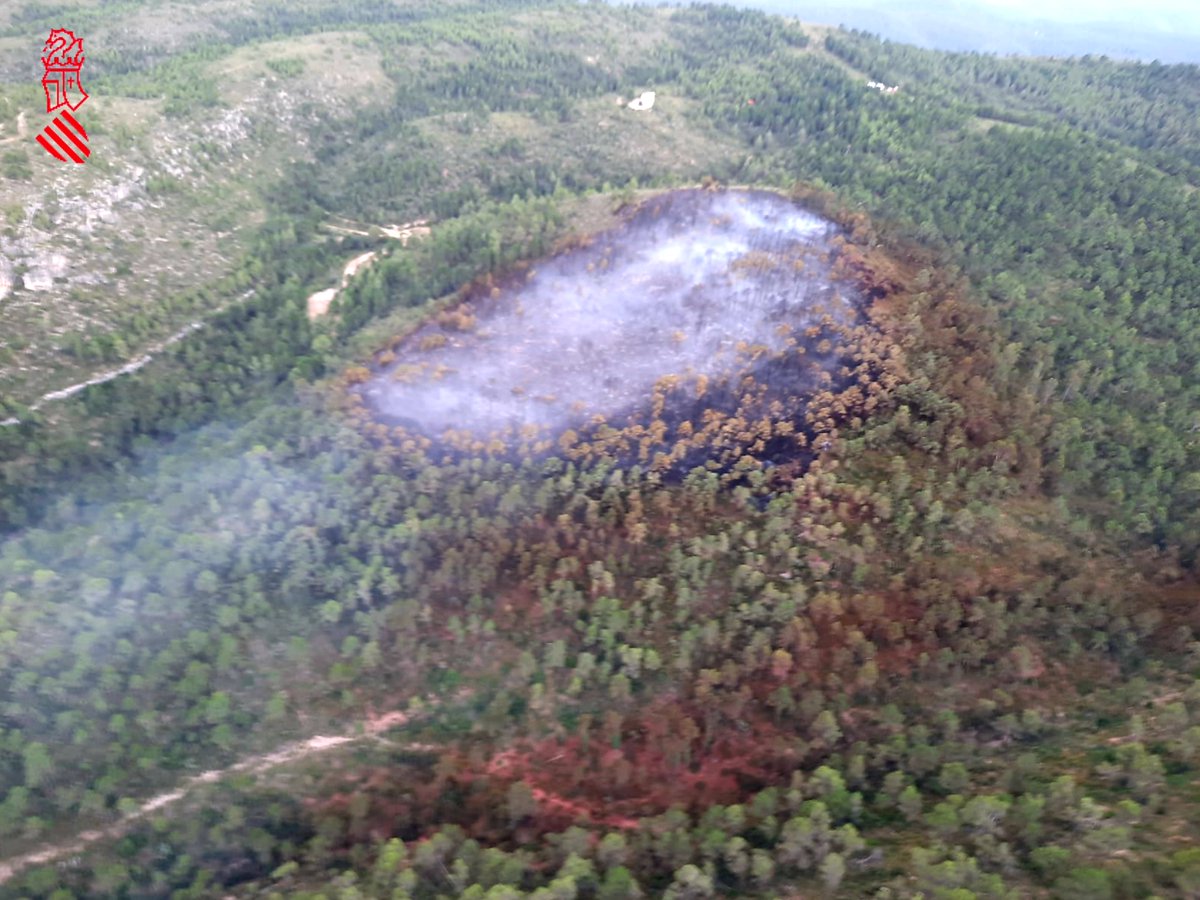🗞️ AMPLIACIÓ | L'#IFBicorp ha sigut estabilitzat a les 20:55 hores, segons informen els <a href="/BombersValencia/">Bombers Consorci VLC</a>.

⬇️Més informació: apuntmedia.es/noticies/socie…
