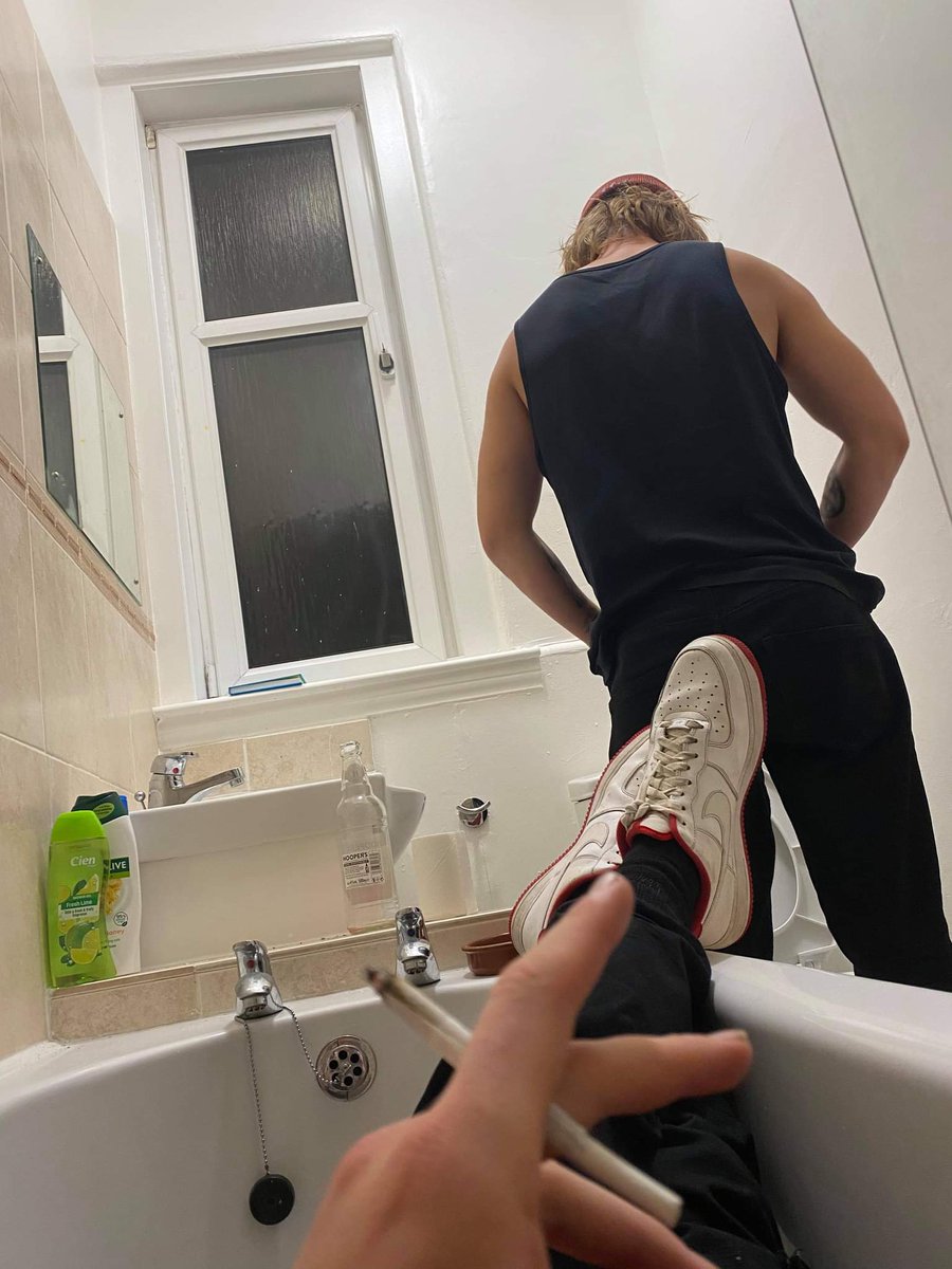 Alpha_Arron's tweet photo. Was away with it last night, who is  going to reimburse the King? 
 Dm to serve.

findom | finD  | humanatm | alphamale | cashgod | paypig | cashcow  | feetworship | soles | finsub | footfetish | whiteboy | cashmaster  |  mensfeet | payme https://t.co/B77RTXmAFC
