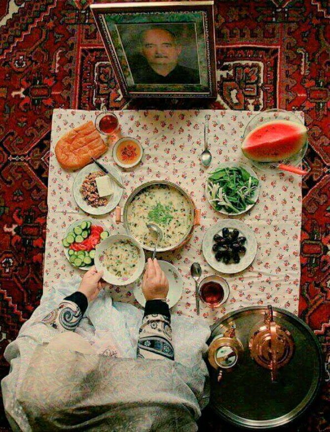 _________________________________________
                                🍂
                 Dostoyevski'ye göre
            'keşke'nin tanımı şöyledir;
"Yaşanması mümkünken yaşayamadığın
                       mutluluklar."