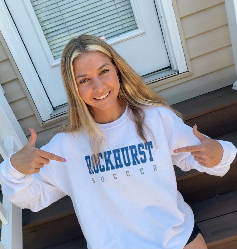 alexzoellner10's tweet photo. I am so excited to announce my verbal commitment to play soccer and go to school at Rockhurst University!! Thank you to all my teammates, family, and coaches that have helped me get here. #gohawks @RU_WomensSoccer @RUhawks @LouFuszSoccer @SDsoccerFC https://t.co/EQyhxO0dZC