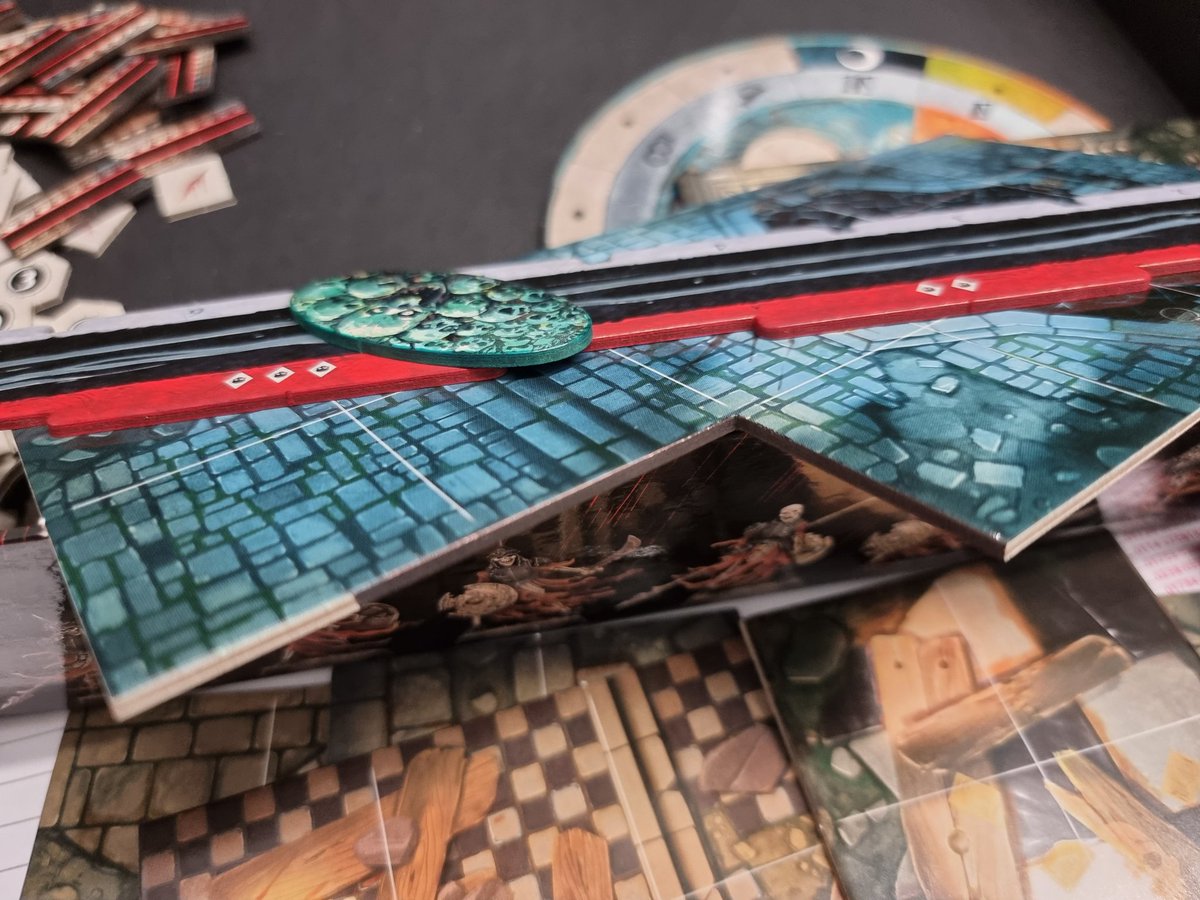 wilsongrahams's tweet image. Using Sharpie to edge all tokens and tiles of Cursed City. It makes a fair difference I think as can be seen by the part done floor here. Gonna need a bag from @Sew40K for the tokens though.