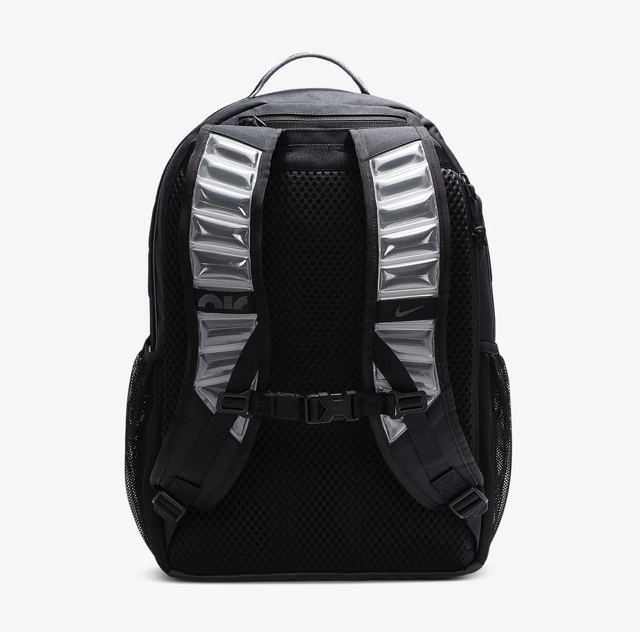 Lebron james bag nike discount