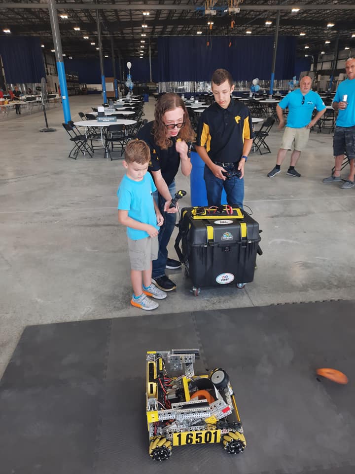 FTC 16501: Squirrel ! tweet media