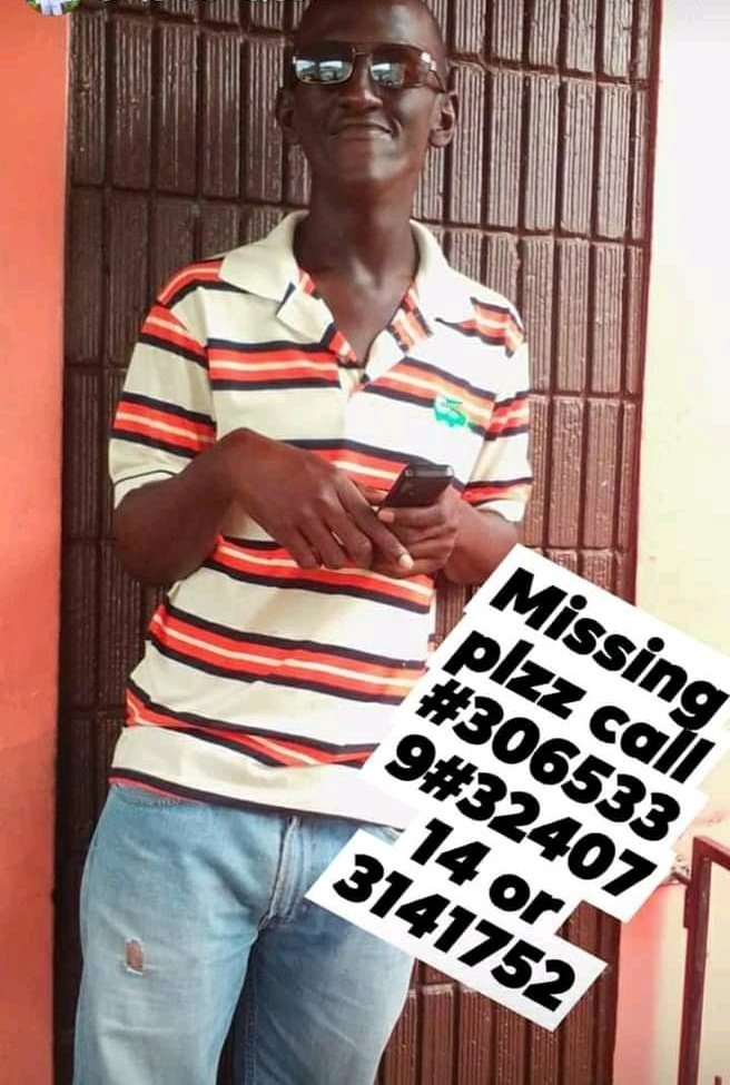 AdeolaYoung1's tweet photo. My cousin kofi cordieu is missing. He has a disability and can't speak. The last info we got is that he got on a bus to San Fernando. If you see him anywhere or have any info that can help. Please call the numbers on the pic or dm me. Sigh 💔 we really hope he's ok. https://t.co/3Ckj0YVz7T