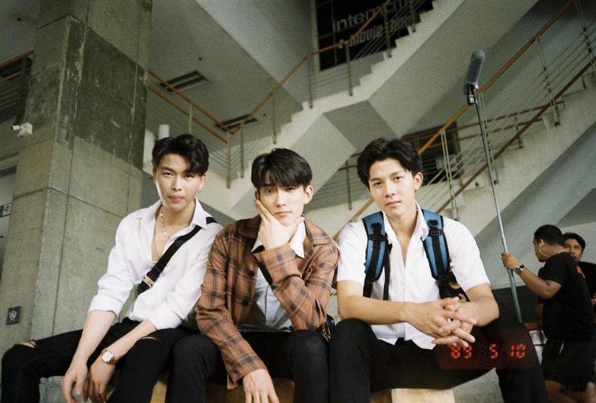 FirstLoveofc_'s tweet photo. [BTS] #DSNTheSeriesEP1

/ IG: stringnayy /
https://t.co/9V3JqGTivc

EP.1 [1/4]: https://t.co/wLLHNPAS1A
EP.1 [2/4]: https://t.co/DVdf5DRESl
EP.1 [3/4]: https://t.co/MJjH02kLnM
EP.1 [4/4]: https://t.co/W0rg0SJ91O

#FirstLoveIsU #รักแรกของเฟริสท์ #First_Chalongrat https://t.co/qdm1xG4go0