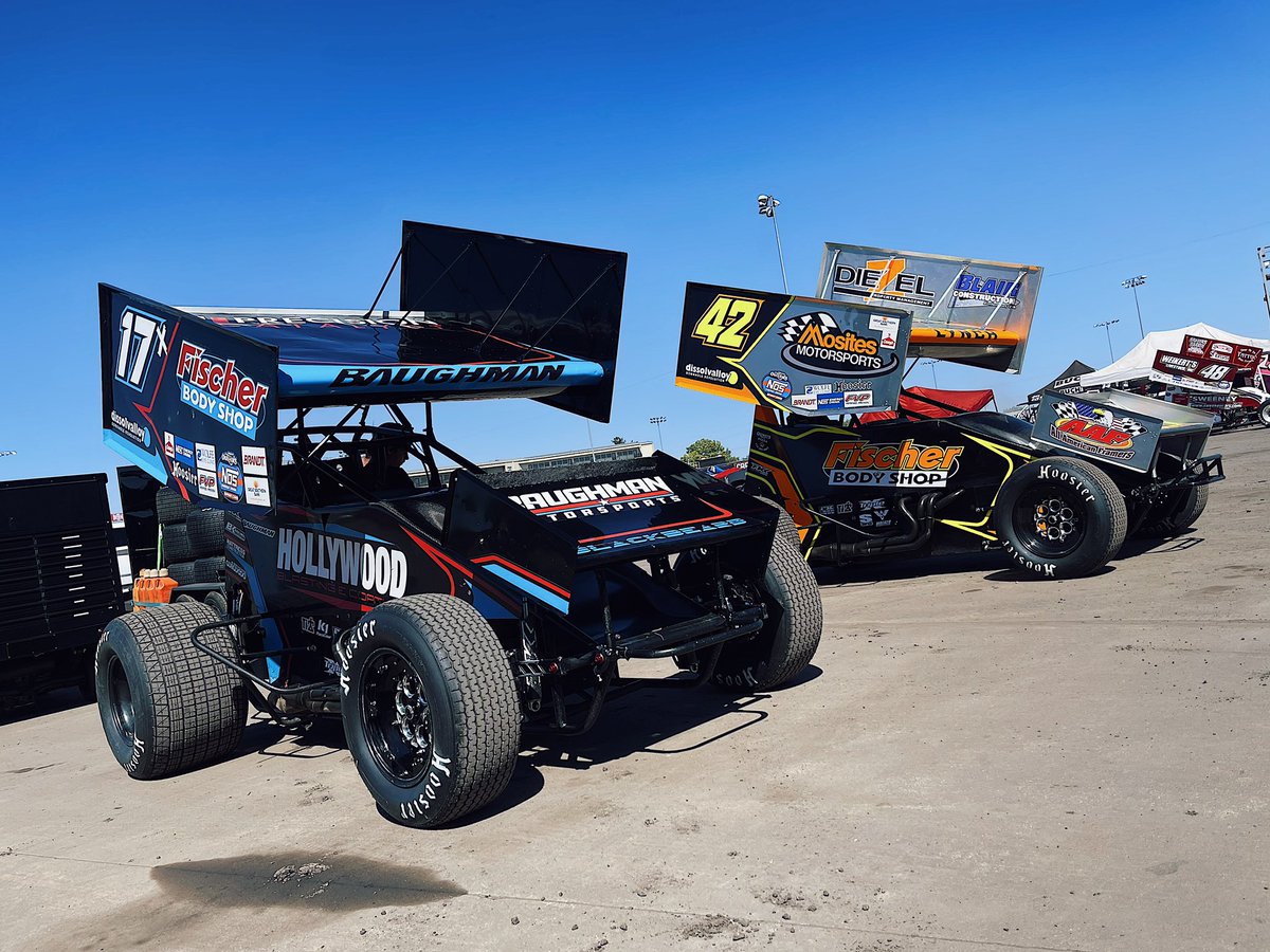 WorldofOutlaws's tweet image. Teammates @Josh_Baughman17 and @Sye_Lynch each find themselves in a position to qualify for their first-career #NOSvilleNationals A-Main tonight.

Baughman starts 1st &amp;amp; Lynch is 3rd in the Last Chance Showdown with four moving on.