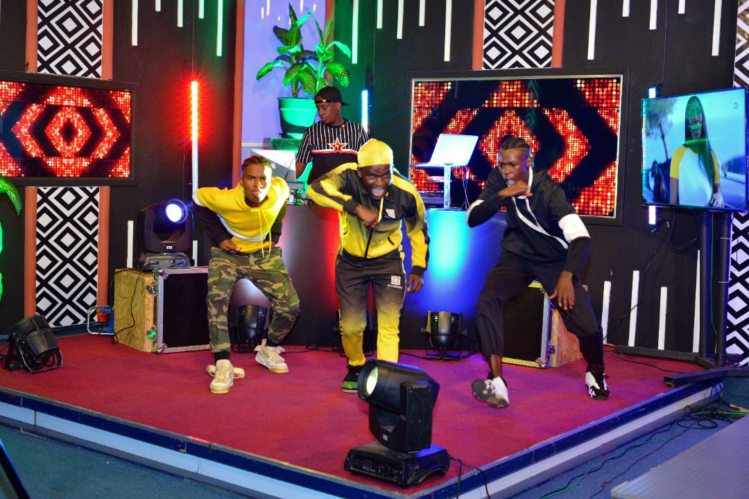 rbarwanda's tweet photo. Every Saturday is #RTVMotoMoto Day. 

Tune and let’s party together. 

📸: @umutistudio https://t.co/EEkKqYH5DV