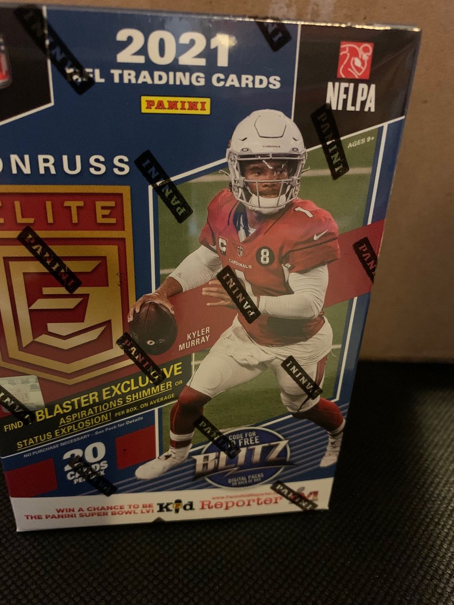 Want to win a Donruss Elite football blaster box? 

- Follow <a href="/CardPurchaser/">Card Purchaser</a> 
- Retweet this tweet
- Comment with your favorite NFL team!

Winner drawn randomly from retweets Sunday 8/15 at 9 PM Central.