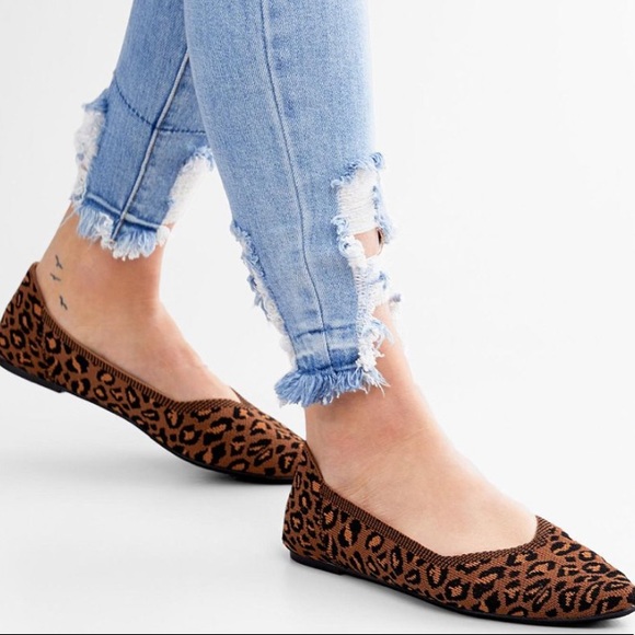 ishopsmartsave's tweet photo. So good I had to share! Check out all the items I'm loving on @Poshmarkapp #poshmark #fashion #style #shopmycloset #samedelman #bussola #mia: https://t.co/nfUFBTKtdU https://t.co/RizpJ3hSAJ