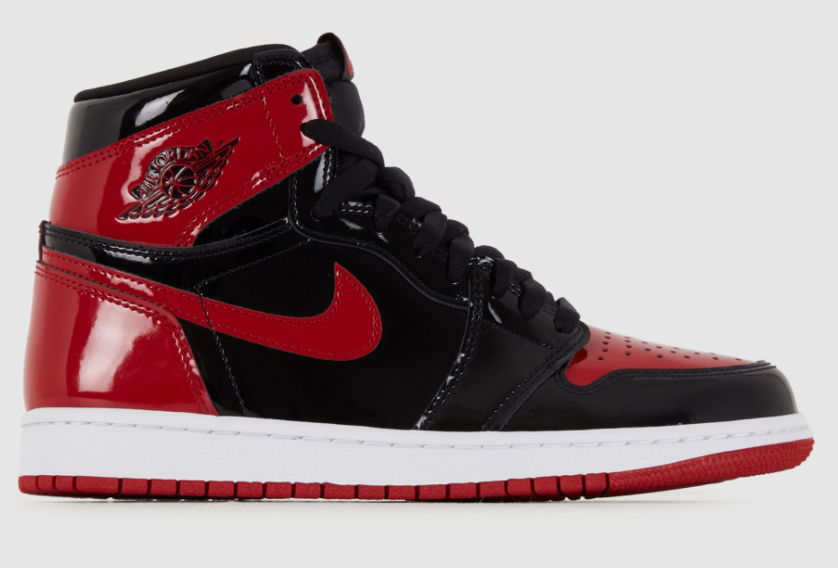JustFreshKicks's tweet photo. Air Jordan 1 High OG “Bred Patent” Official Photos https://t.co/yqn91JjNgT https://t.co/fANe3kfGm1