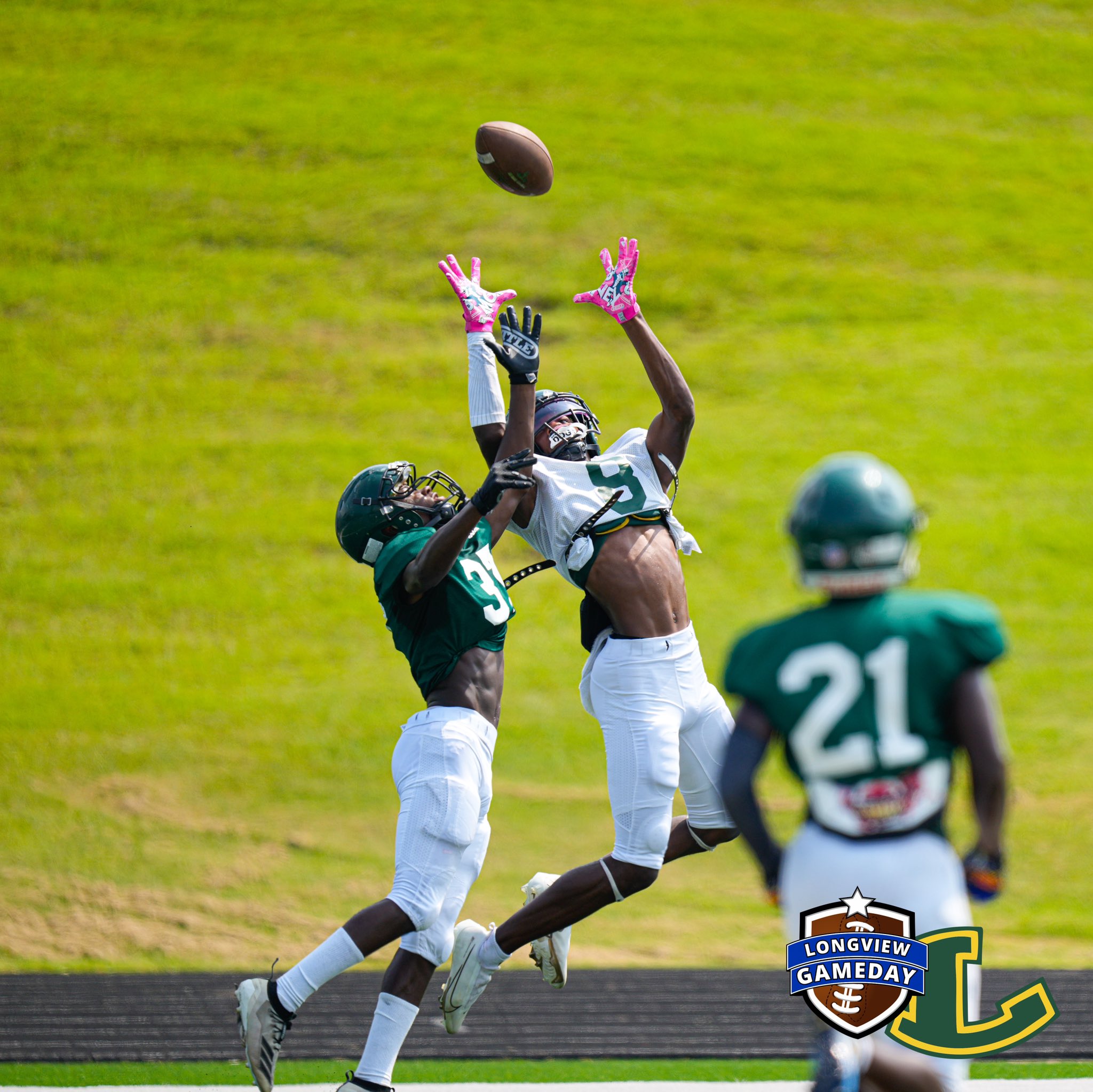 Longview Gameday on Twitter "Longview had an intersquad scrimmage today. JalenHale8 showed