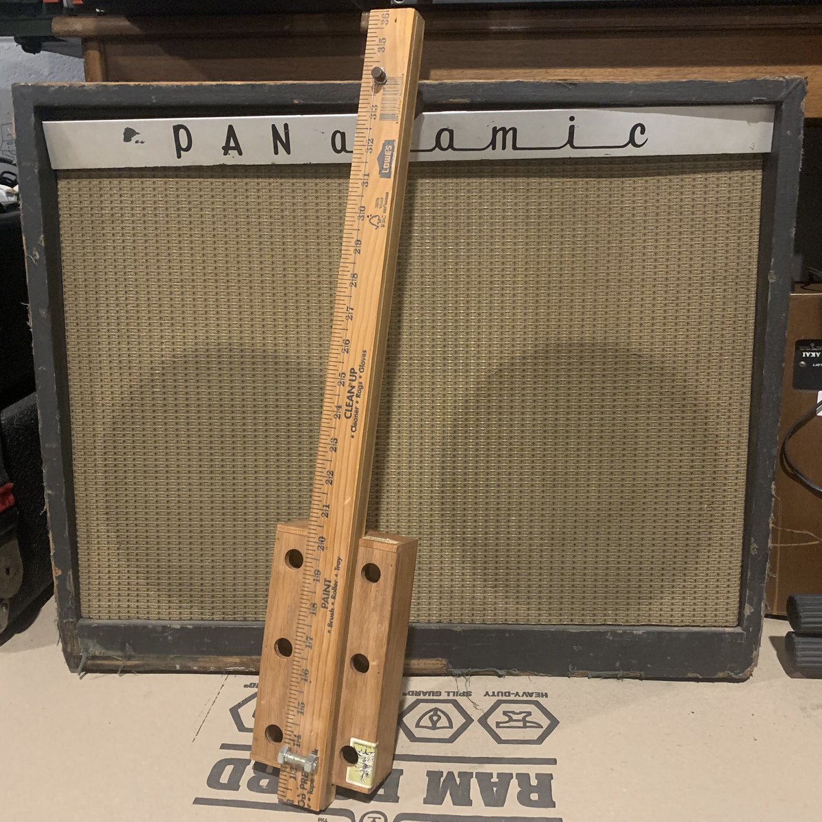 RVASoundofMusic's tweet photo. Panoramic Guitar Amp and a Cigar Box Guitar 🖤 #audioengineer #recordingengineers #newmusic #audioengineering #recording #recordingengineer #mixingengineer #recordingartist #mixingandmastering #recordingstudio #studiolife #studio #protools https://t.co/cPkQlb7T1p