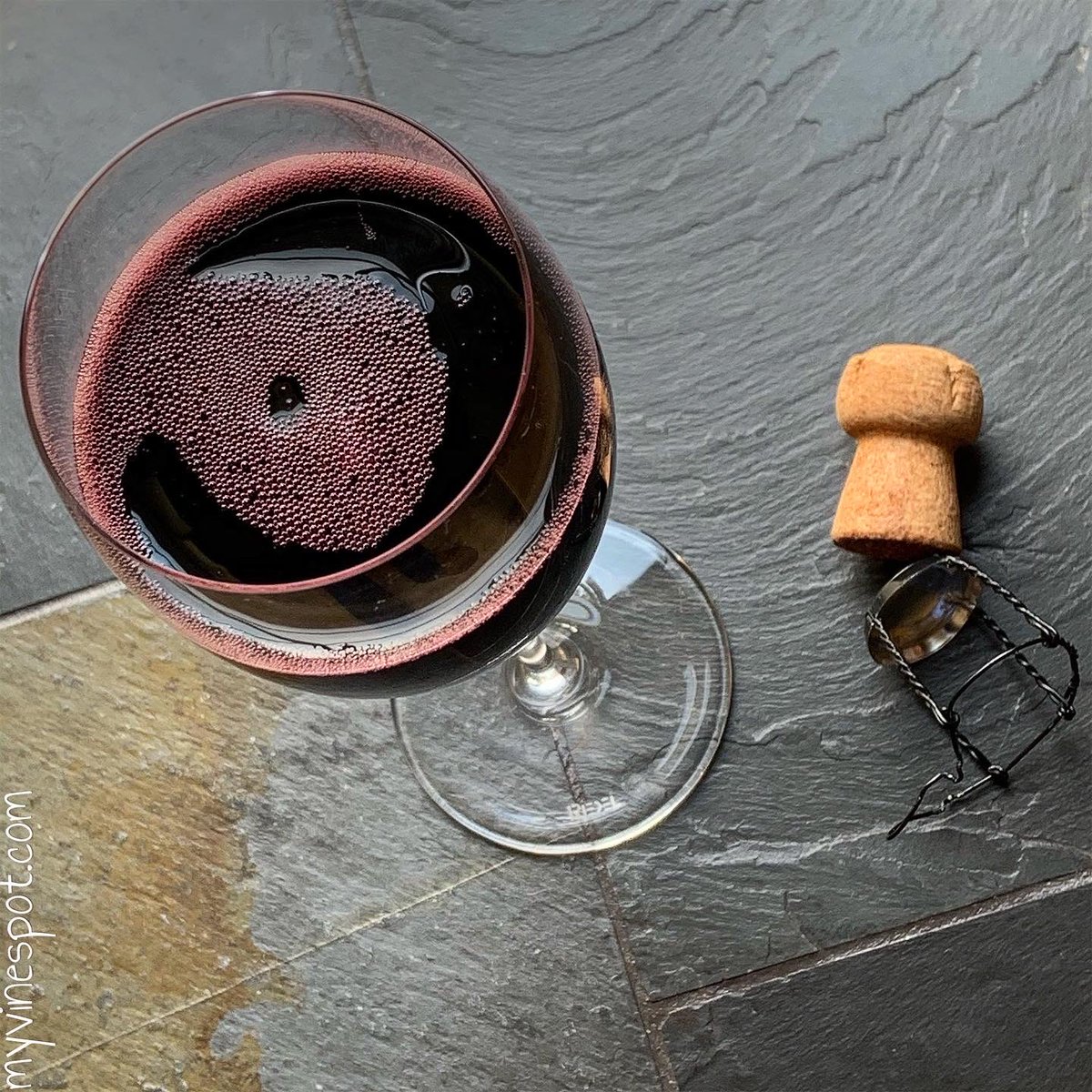 myvinespot's tweet photo. This unique #sparkler offers aromas & flavors of dried black forest fruit, licorice, & a hint of floral perfume. Well textured w/ a refreshing bubbly palate, thereโs a touch of grip on the finish. Perfect #wine (and so are drier-style Lambrusco wines) for BBQ fare. #BlackBubbles https://t.co/w4gZpPQd1J
