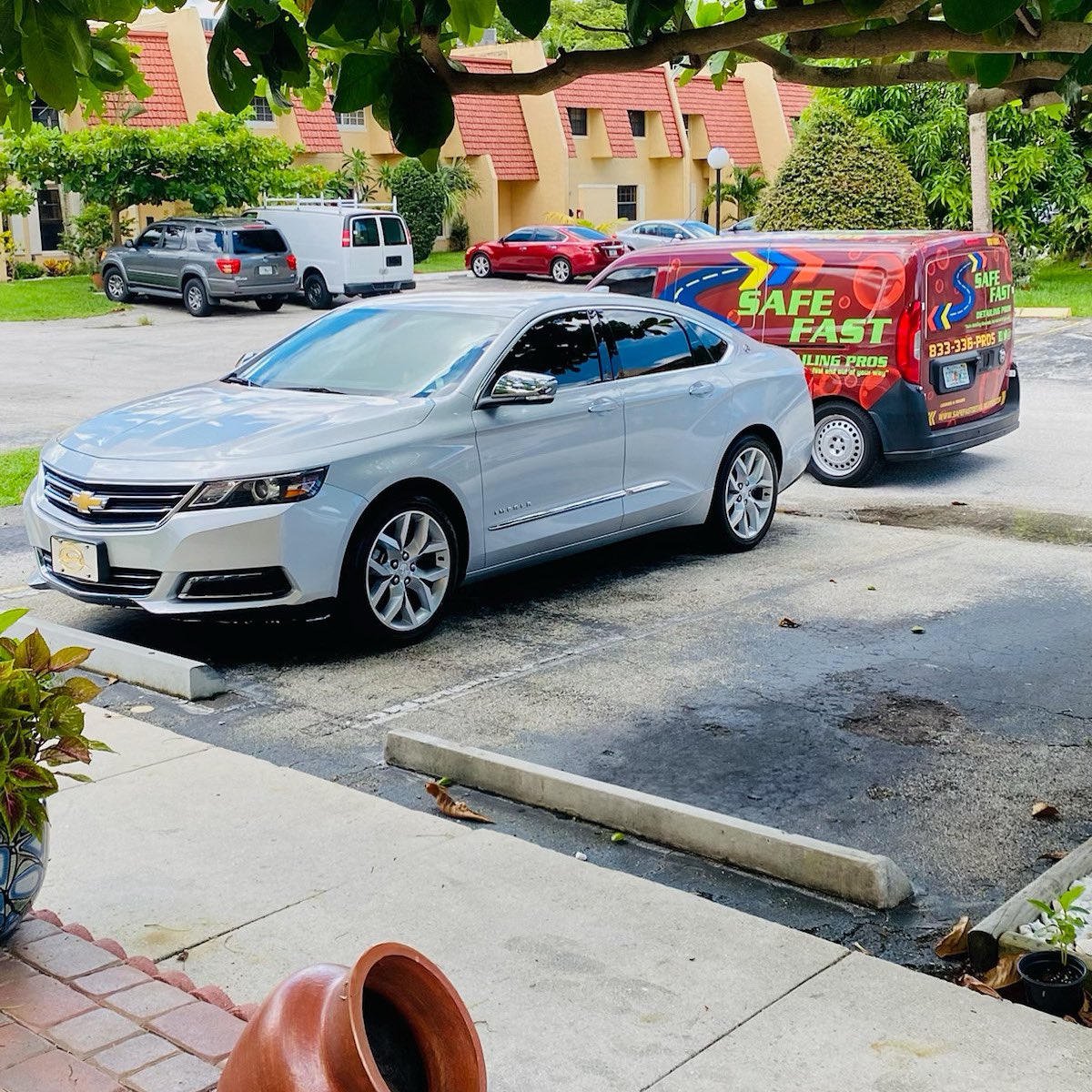 SFDPSERVICES's tweet image. We’re here for you! 
#SFDP #safefastdetailingpros #auto #detailing #florida #tamarac #lauderhill #plantation #broward #miami