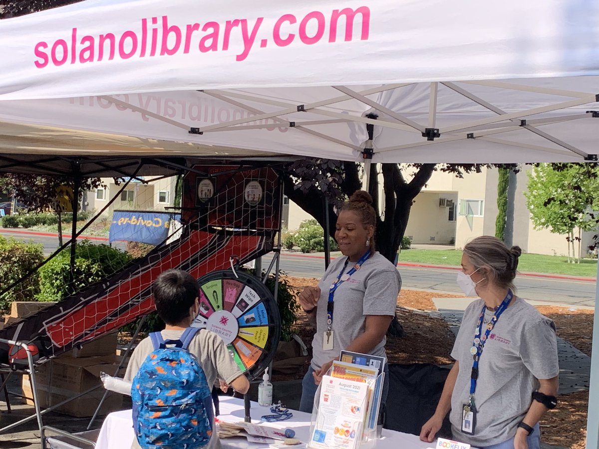 Lori Taylor tweet media