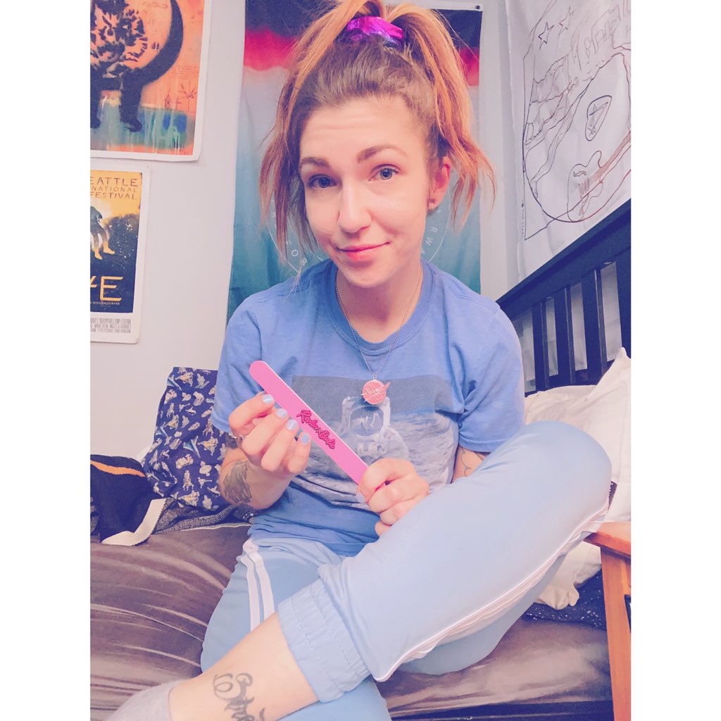 jaycoreyfox's tweet photo. what do u want ? - the weekend! ★ 💅 💫  new music is about a month away ✨ 📞….. #revlonbarbie #weekendnails #ootd #spacegirl https://t.co/DD9XHrKj1F